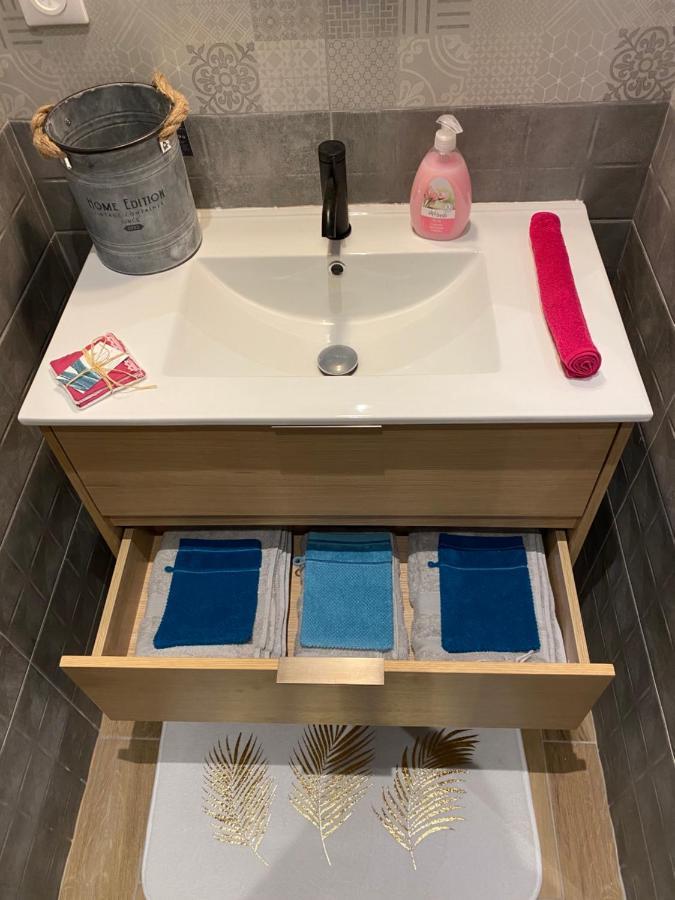 Appartement 50M2 Centre Marche Wifi Tribunal Draguignan Bagian luar foto